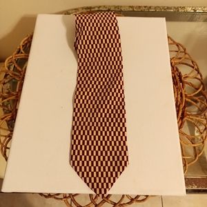 Signori Dei Signori 100% Silk burgundy and tan Mens Tie